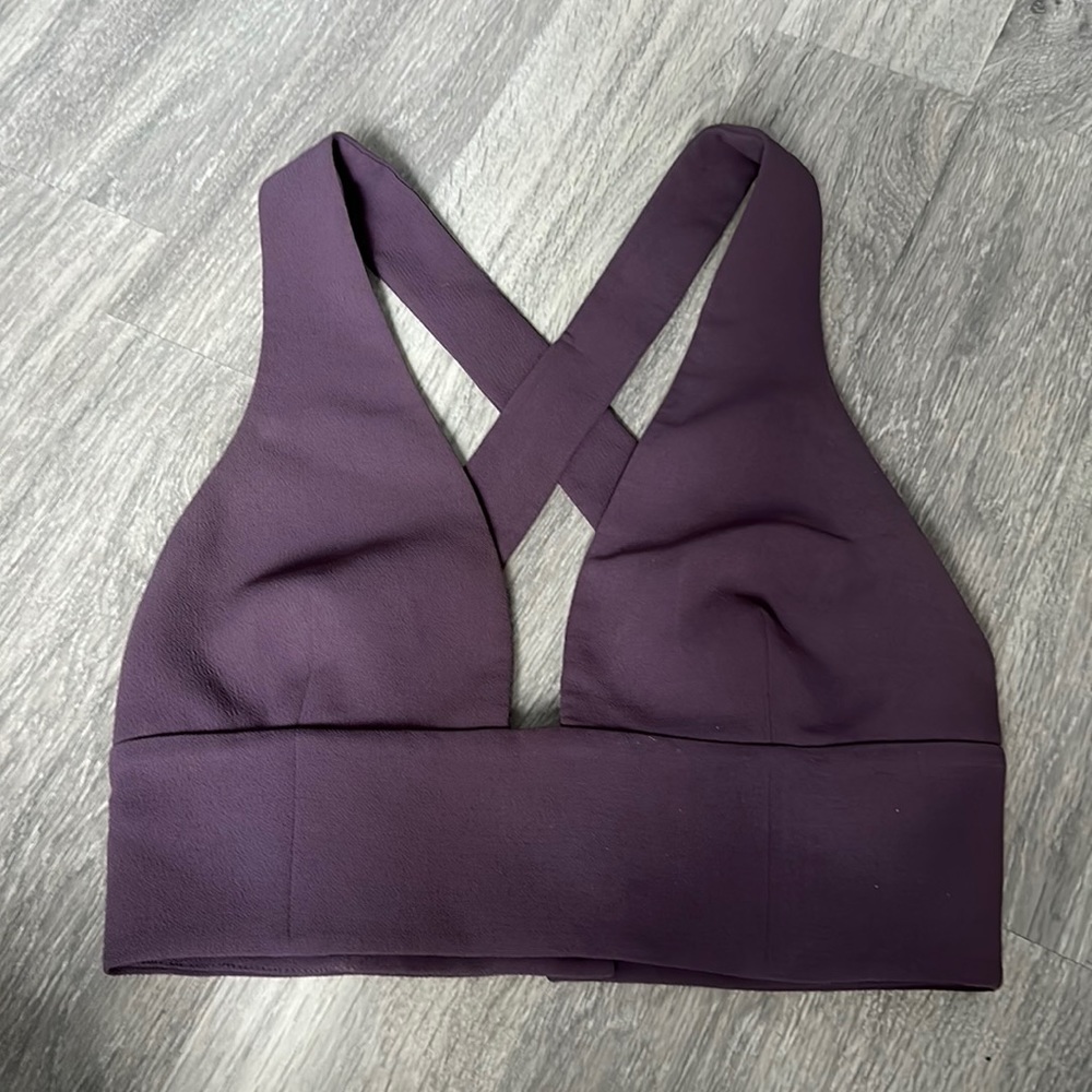 Aritiza Wilfred gerland criss cross back